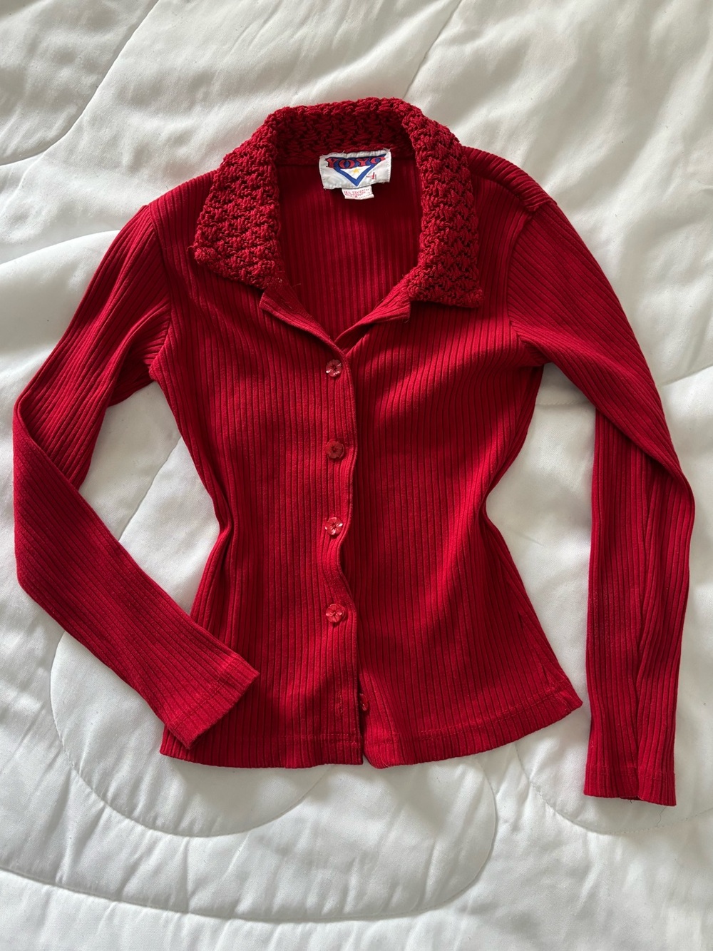 Vintage Red Ribbed Button-Up Top with Textured Collar